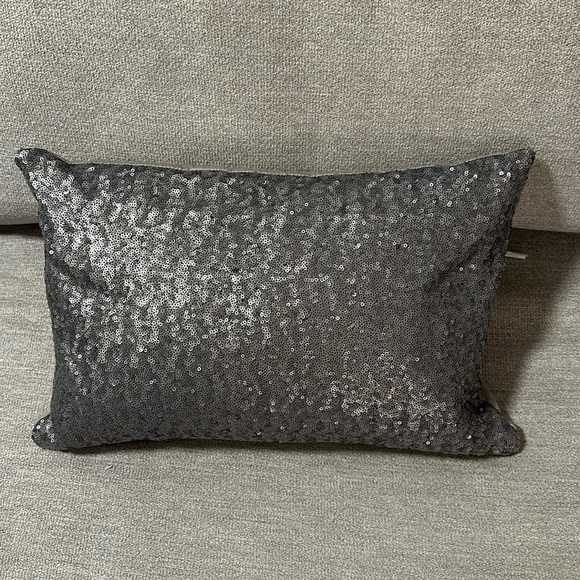 Gray Rectangular sparkly throw or accent pillow. Normal wear - Picture 1 of 11